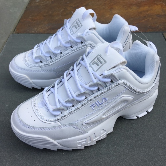 white chunky sneakers fila